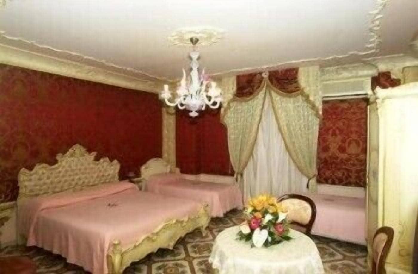 Grand Hotel La Sonrisa SantʼAntonio Abate Esterno foto A room at the hotel